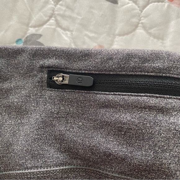 Lululemon Speed Up Crop 21” W6AK6S Size 10 Heathered Black Full On Luxtreme - Picture 6 of 10